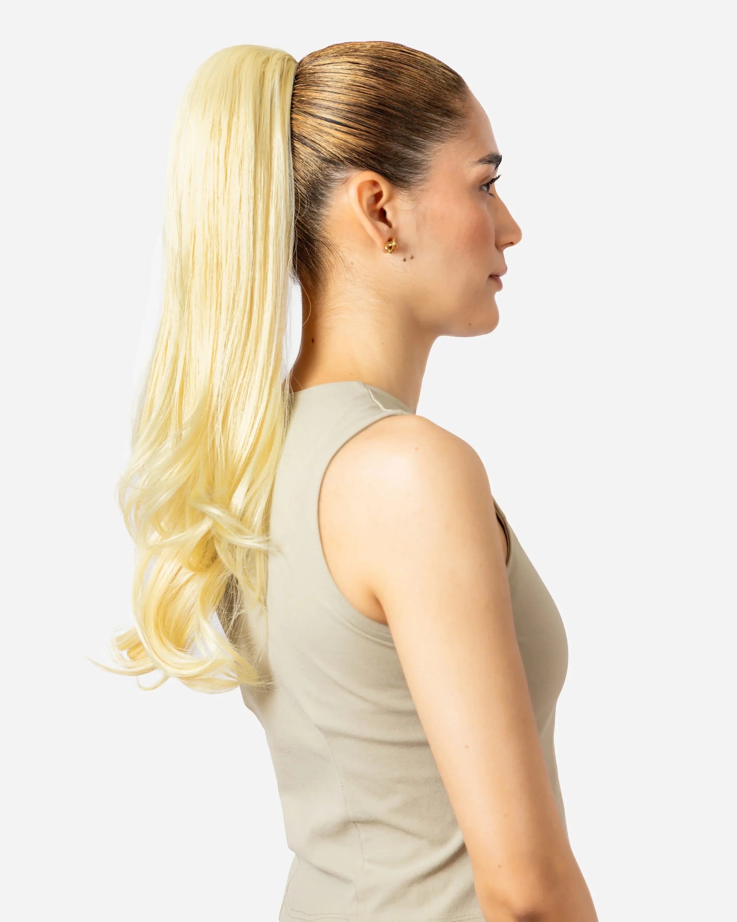 Ruby Human Touch CAMI 19" Ponytail