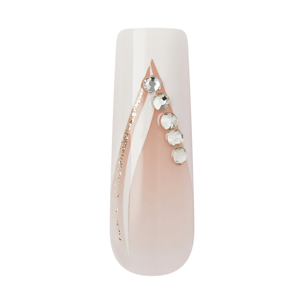 KISS Glam NAILS - RENT FREE