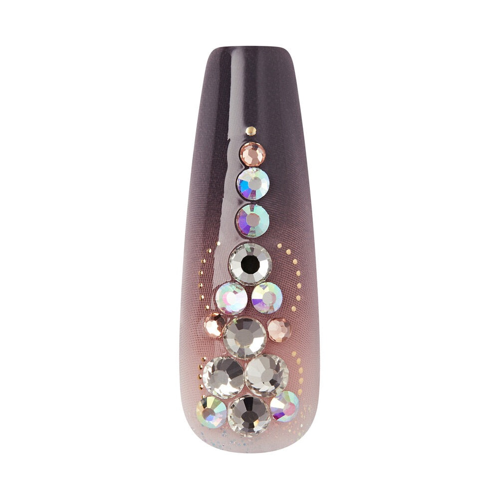KISS Core NAILS - AMPED