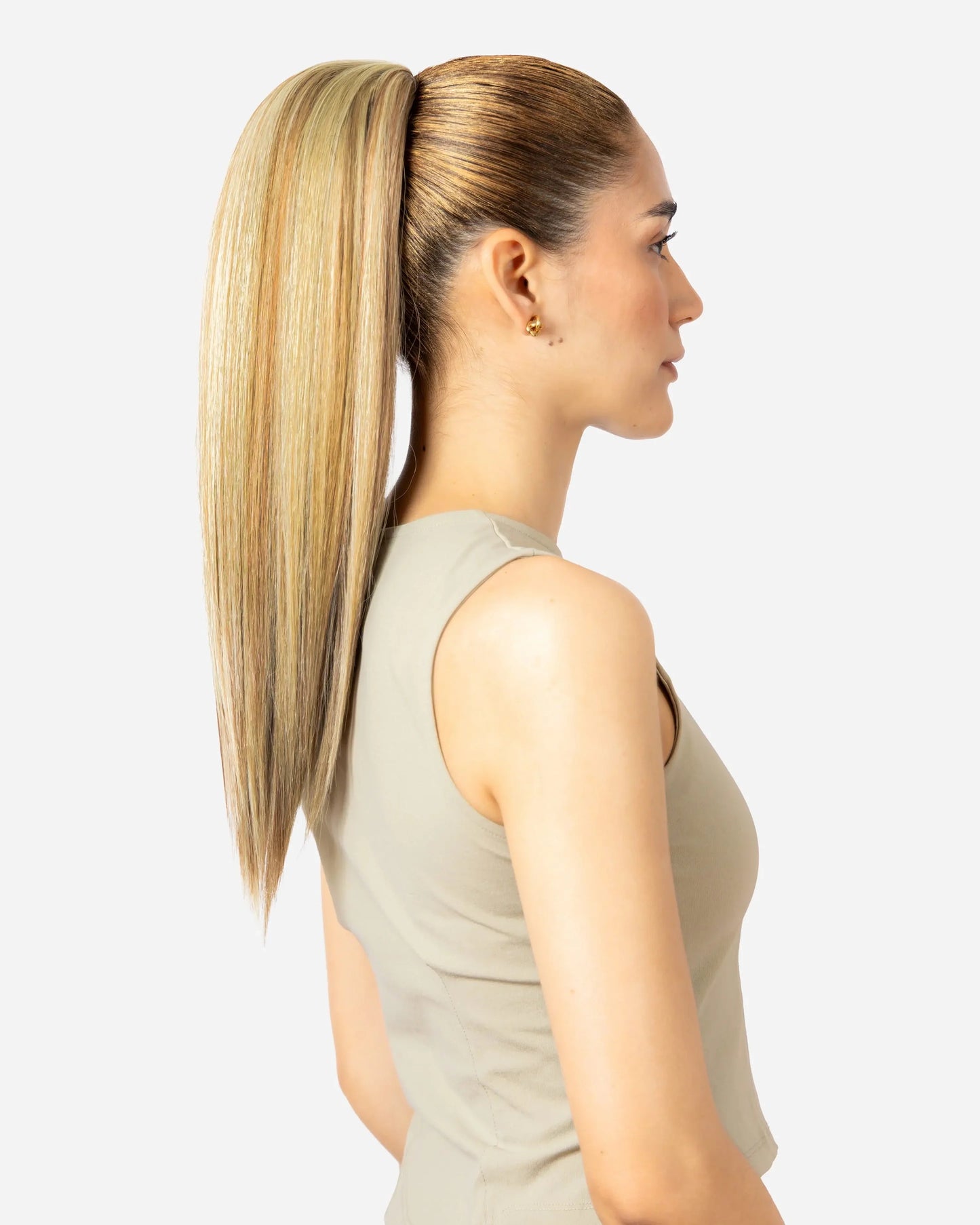 Ruby Human Touch COCO 19" Ponytail