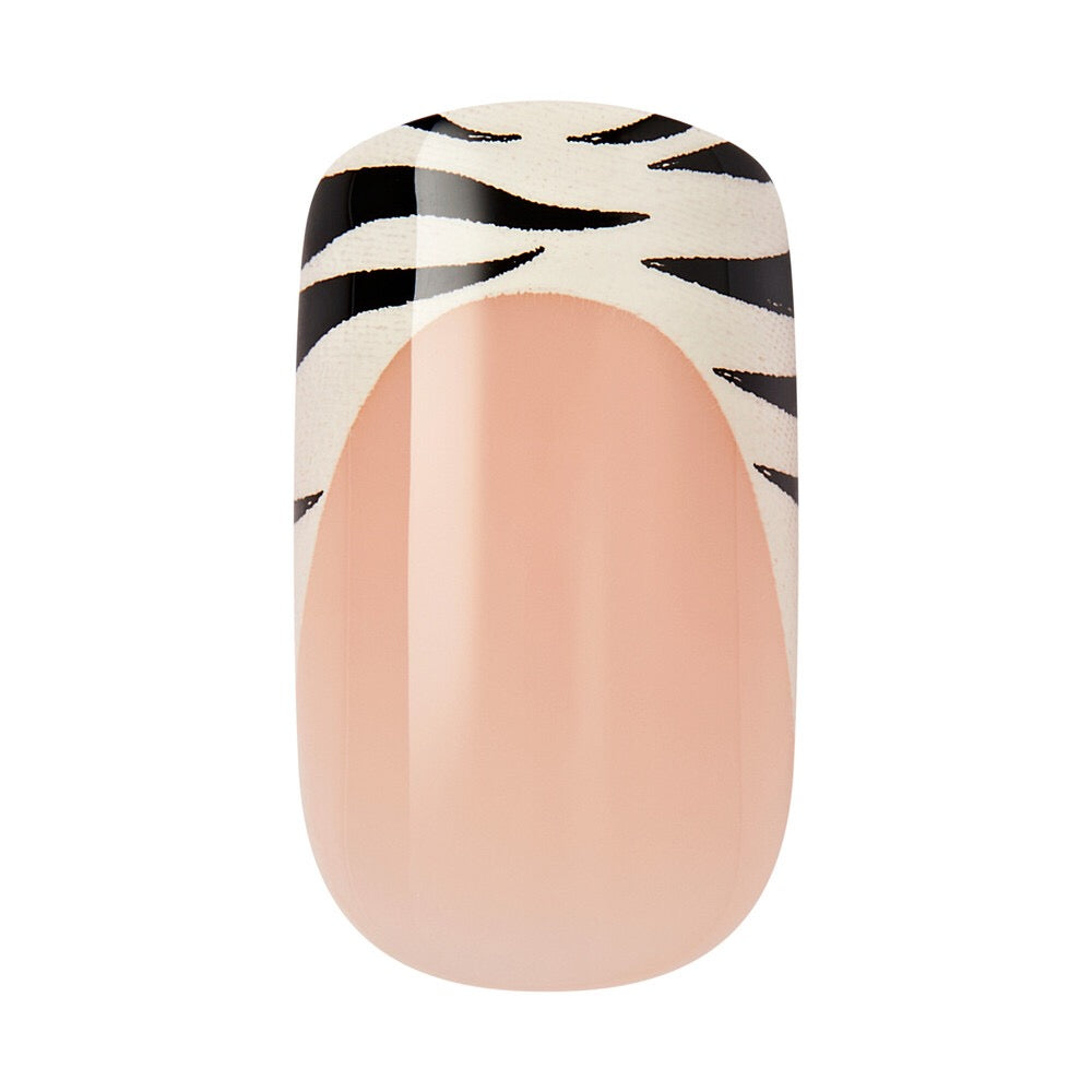 KISS IMPRESS NAILS - FRILLY