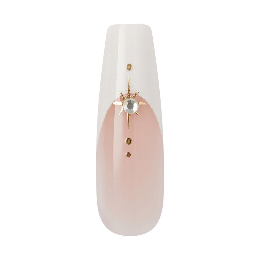 KISS Glam NAILS - FASHION CRAZE