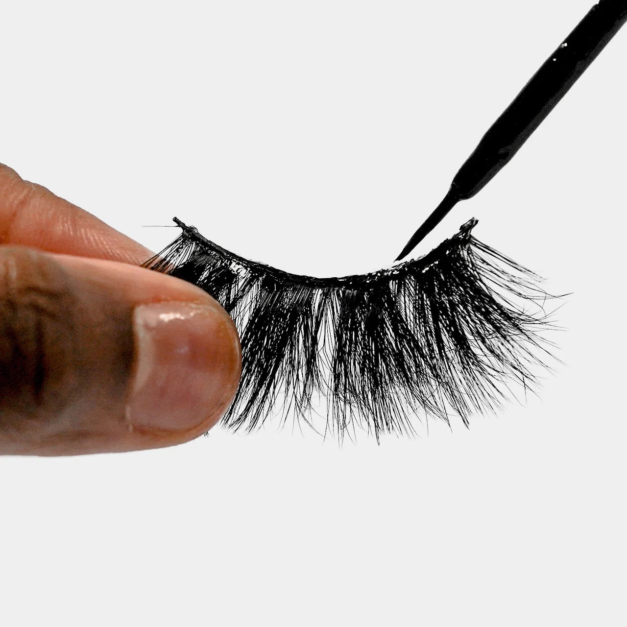 EBIN Grip Bond Eyelash Adhesive Peptide Brush Black